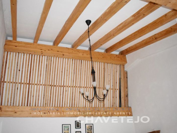 Image No.7-2 Bed House for sale