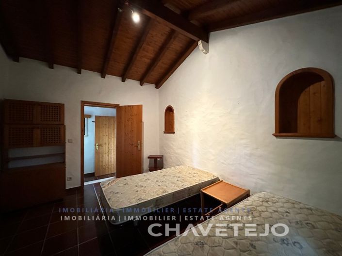 Image No.15-2 Bed House for sale