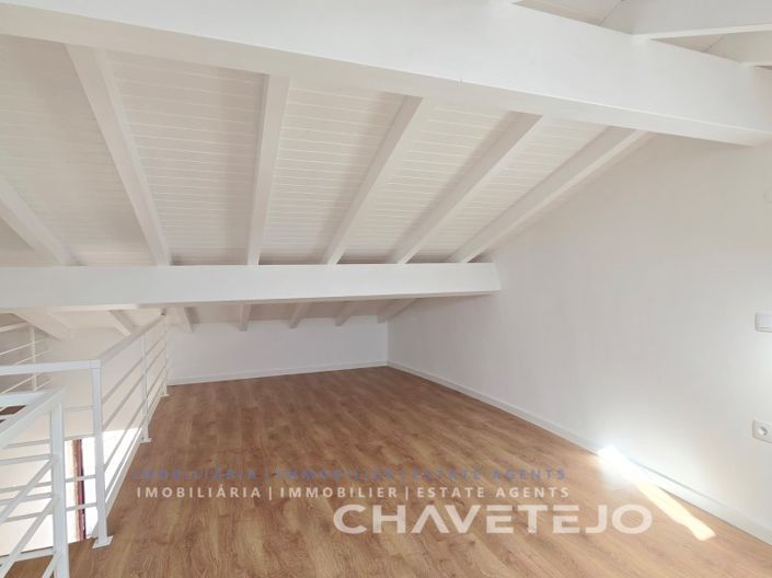 Image No.16-2 Bed House for sale