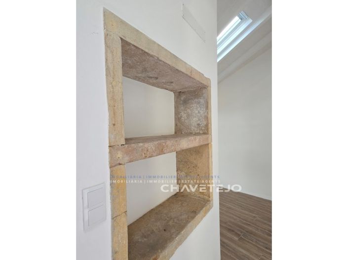 Image No.19-2 Bed House for sale