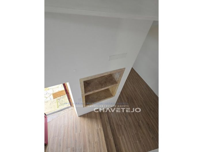 Image No.20-2 Bed House for sale