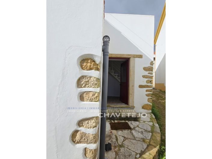 Image No.24-2 Bed House for sale