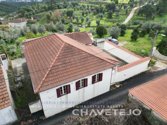 Image No.2-Maison de 3 chambres à vendre à Tomar