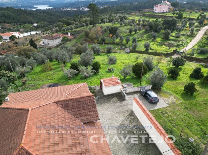 Image No.7-Maison de 3 chambres à vendre à Tomar