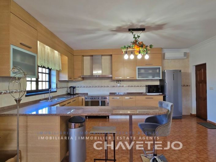 Image No.16-4 Bed House for sale