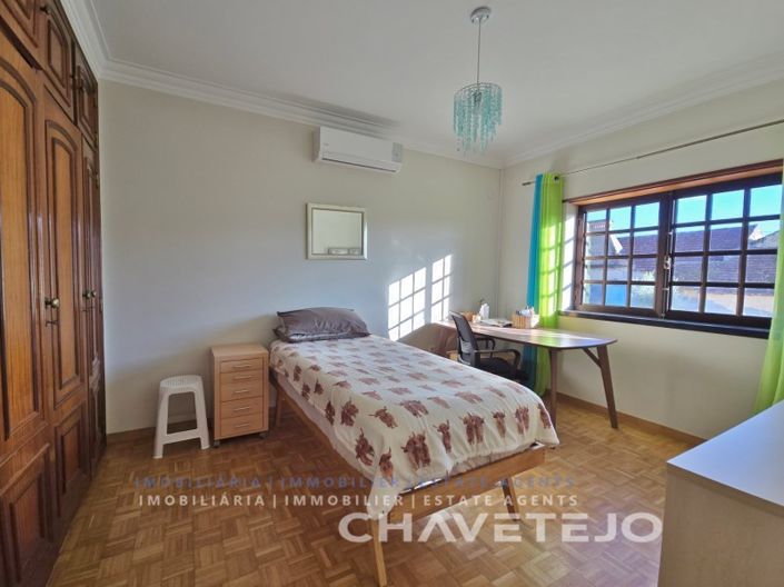 Image No.23-4 Bed House for sale