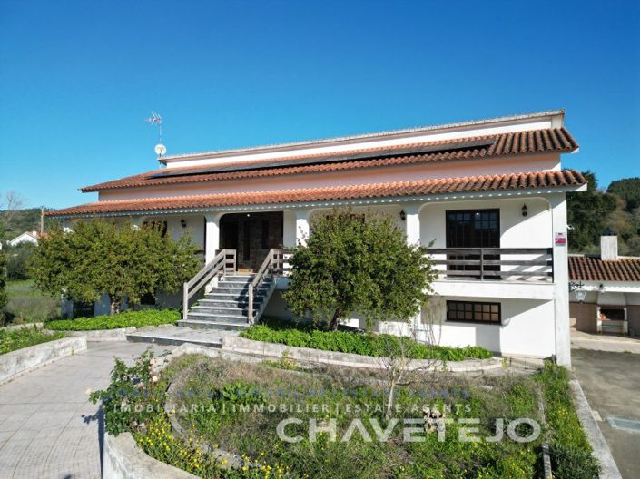 Image No.3-4 Bed House for sale