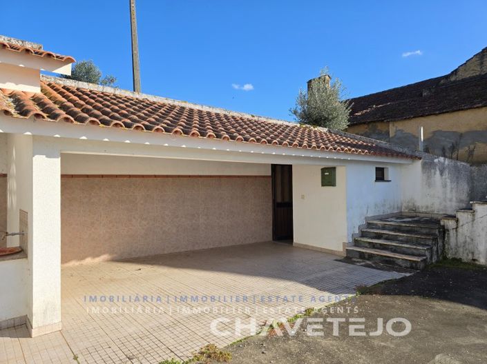 Image No.38-4 Bed House for sale