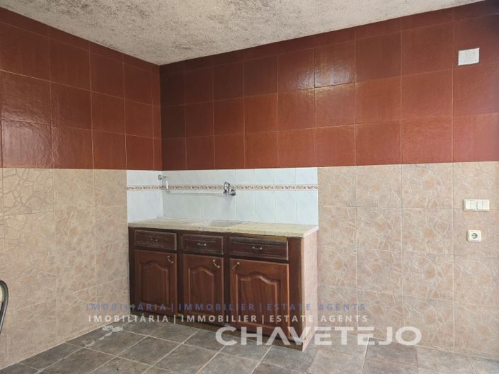 Image No.42-4 Bed House for sale