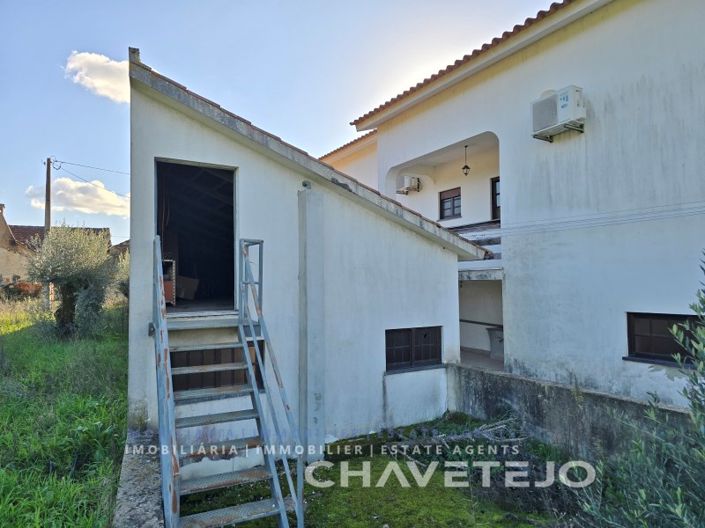 Image No.44-4 Bed House for sale