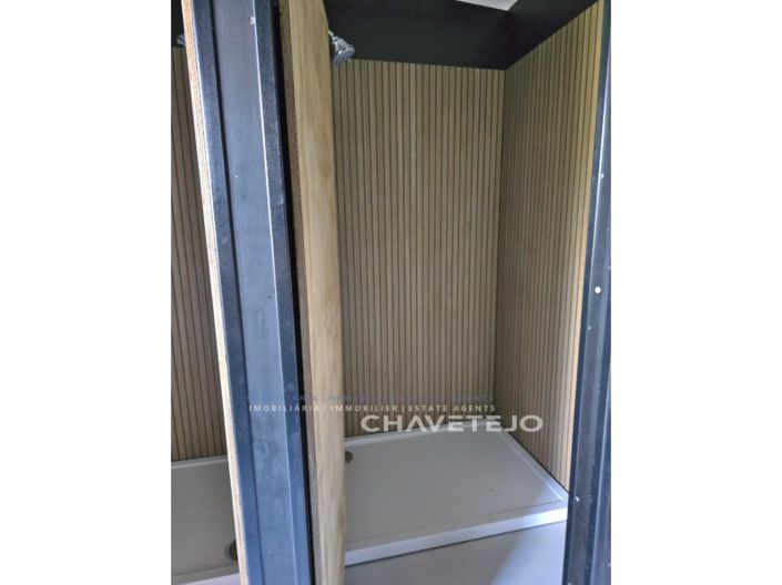 Image No.49-4 Bed House for sale