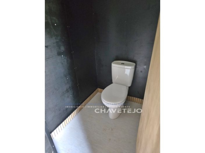 Image No.50-4 Bed House for sale