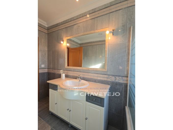 Image No.29-3 Bed House for sale