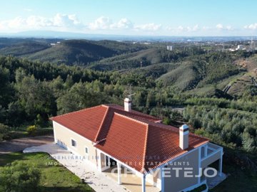 id2f66bb01-0000-0500-0000-0000181877ec