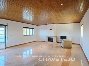 id2f66bb01-0000-0500-0000-0000181877f2