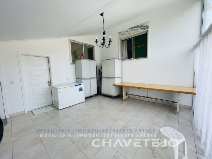 Image No.2-3 Bed House for sale