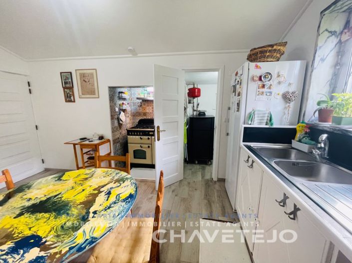 Image No.6-3 Bed House for sale