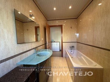 id8bbcb801-0000-0500-0000-00001819ef0a