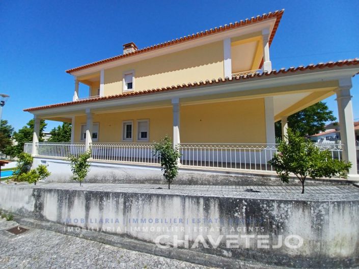 Image No.52-4 Bed House for sale