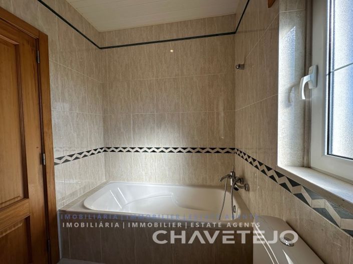 Image No.56-Maison de 4 chambres à vendre à Tomar