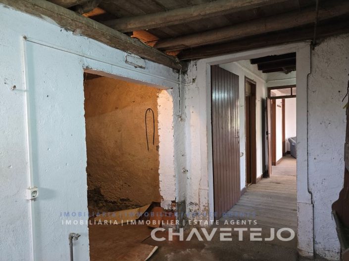 Image No.13-3 Bed House for sale