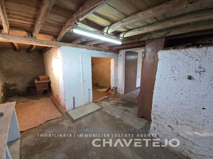 Image No.14-3 Bed House for sale