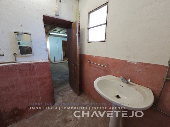 Image No.16-3 Bed House for sale