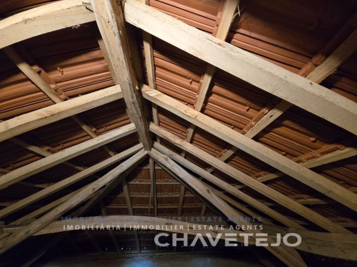 Image No.17-3 Bed House for sale