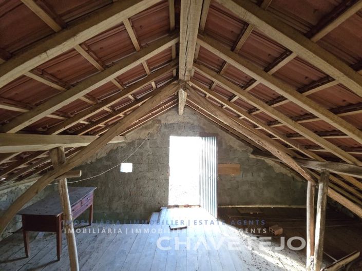 Image No.21-3 Bed House for sale