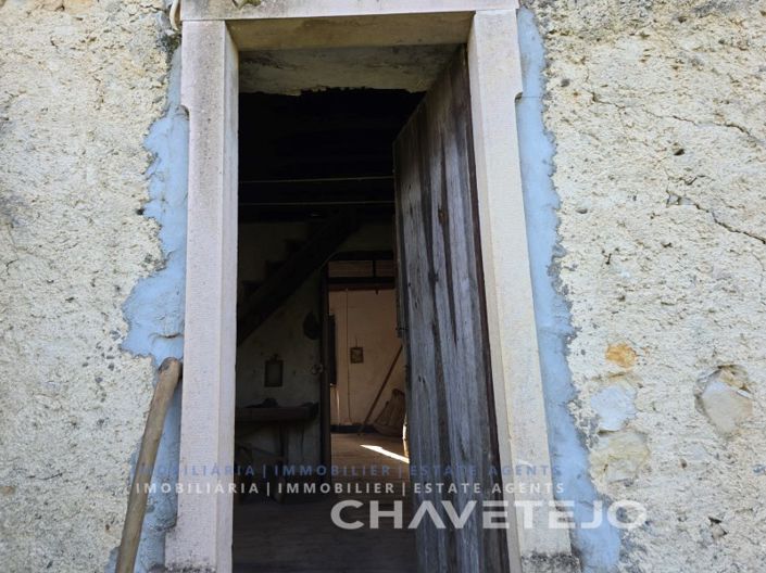 Image No.10-3 Bed House for sale