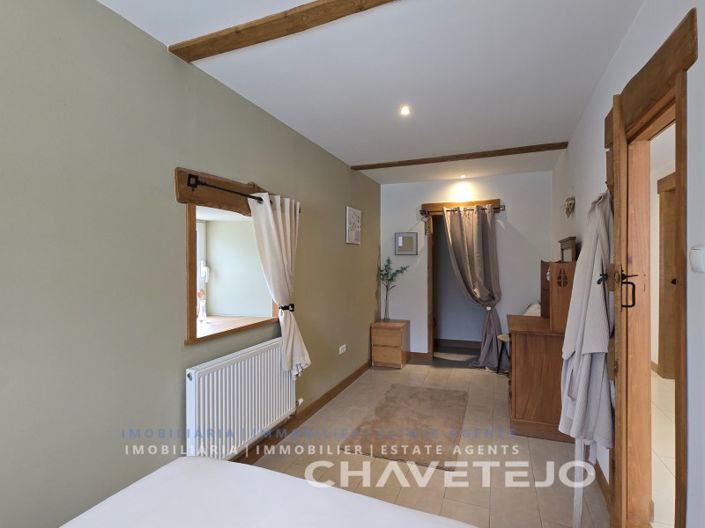 Image No.21-3 Bed House for sale