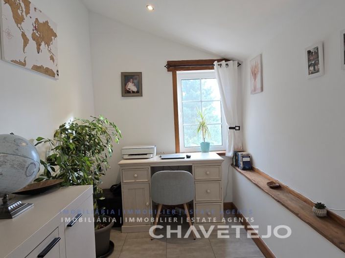 Image No.28-3 Bed House for sale