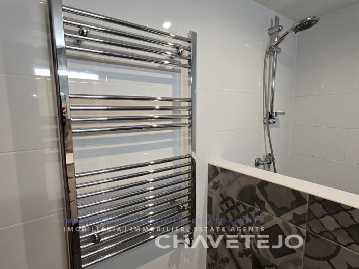 Image No.55-3 Bed House for sale