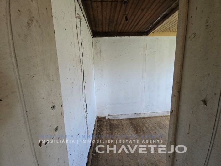 Image No.11-House for sale