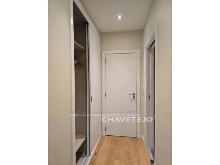 Image No.24-3 Bed Apartment for sale