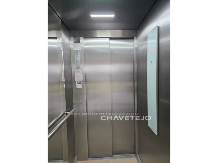 Image No.3-3 Bed Apartment for sale