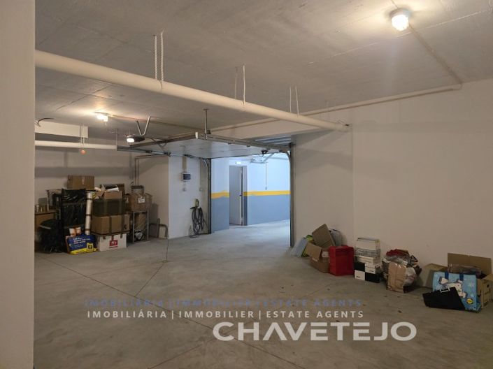 Image No.35-3 Bed Apartment for sale