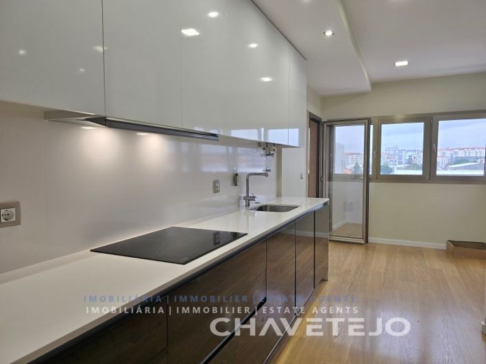 Image No.7-3 Bed Apartment for sale