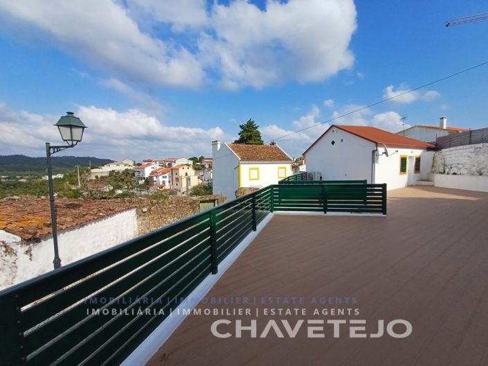 Image No.12-3 Bed House for sale