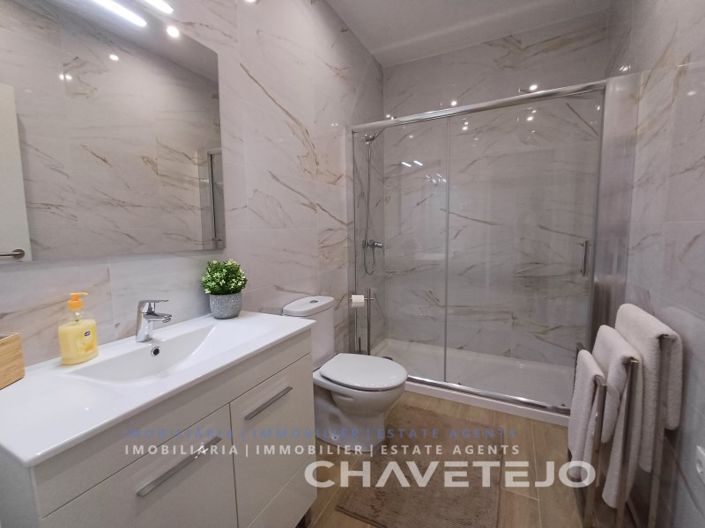 Image No.22-3 Bed House for sale