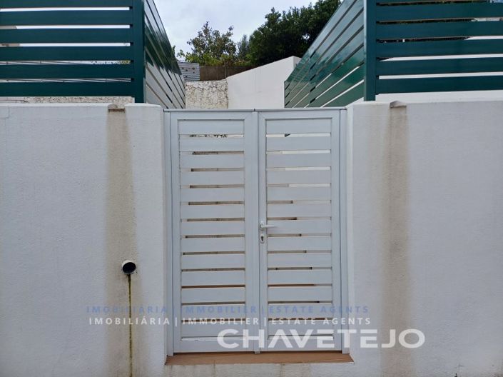 Image No.5-3 Bed House for sale