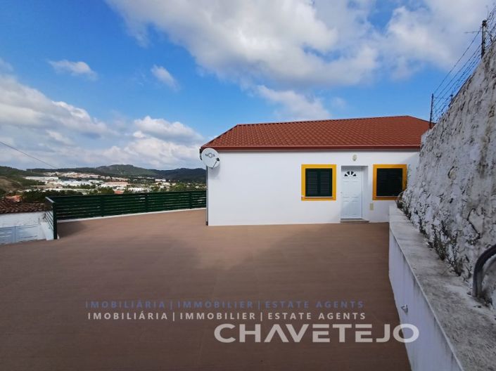 Image No.9-3 Bed House for sale