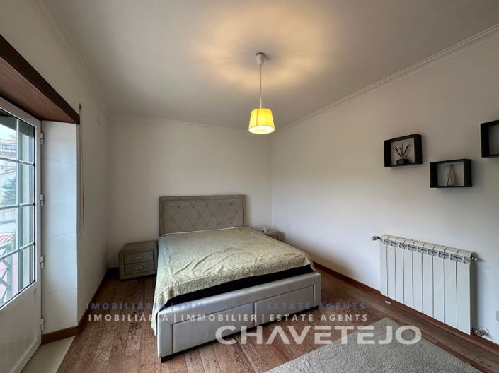 Image No.13-3 Bed House for sale