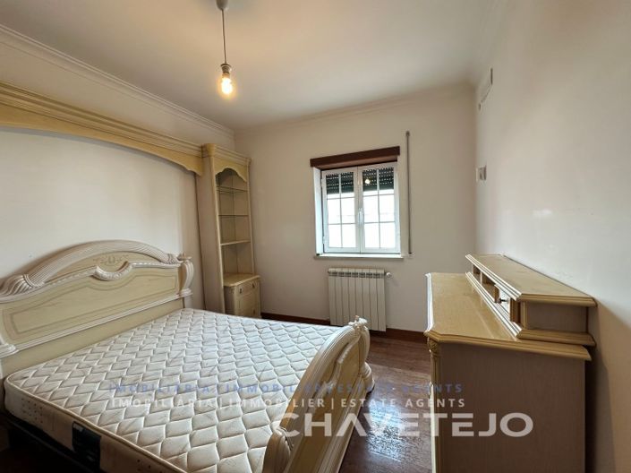 Image No.14-3 Bed House for sale