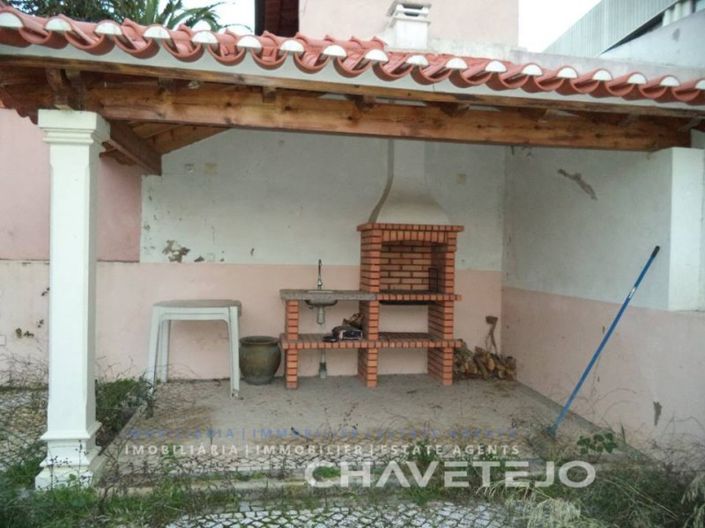 Image No.18-3 Bed House for sale