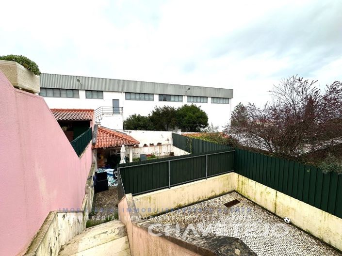 Image No.2-3 Bed House for sale