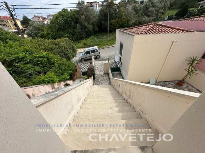 Image No.21-3 Bed House for sale