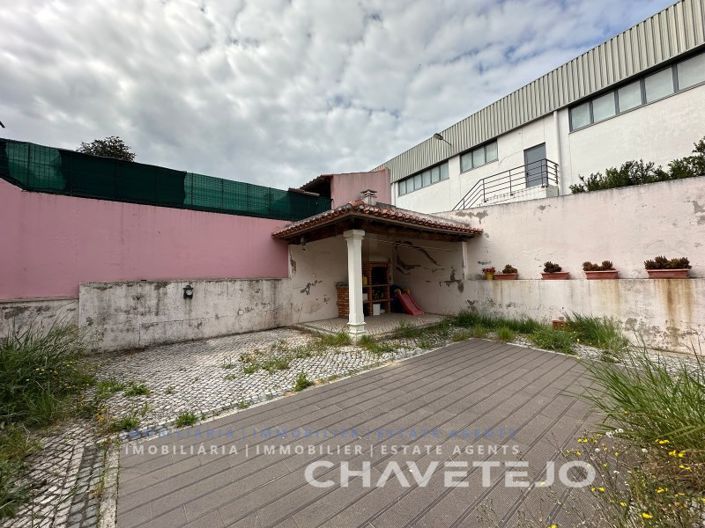 Image No.24-3 Bed House for sale