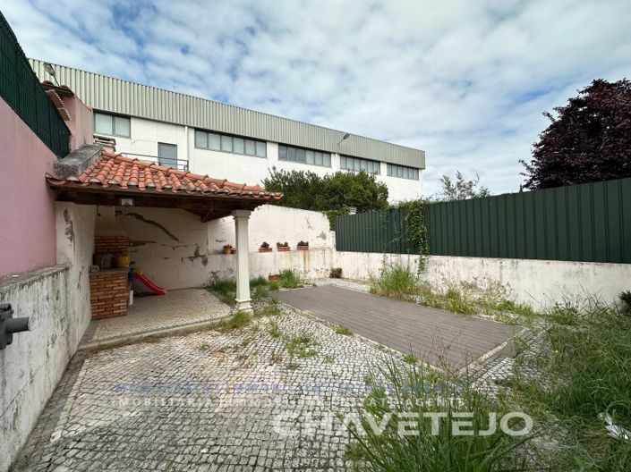 Image No.25-3 Bed House for sale