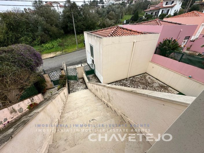 Image No.3-3 Bed House for sale